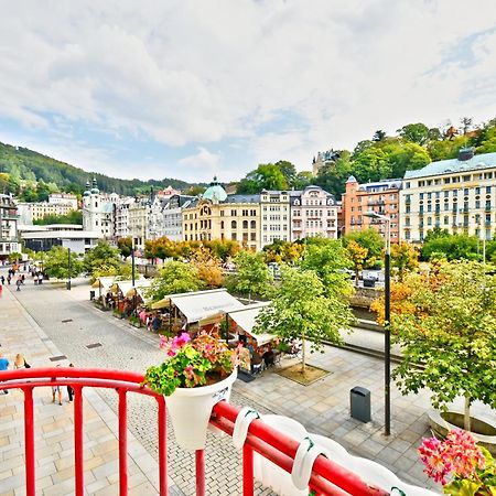 Karlsbad Promenade Apartment Luaran gambar