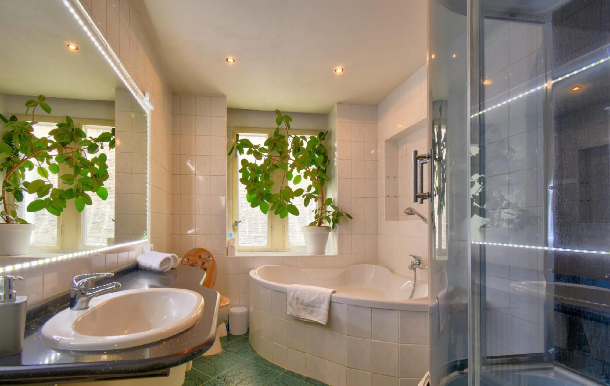 Karlsbad Promenade Apartment Luaran gambar